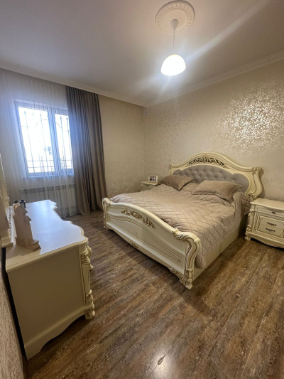 Code AE-9091 – House for sale