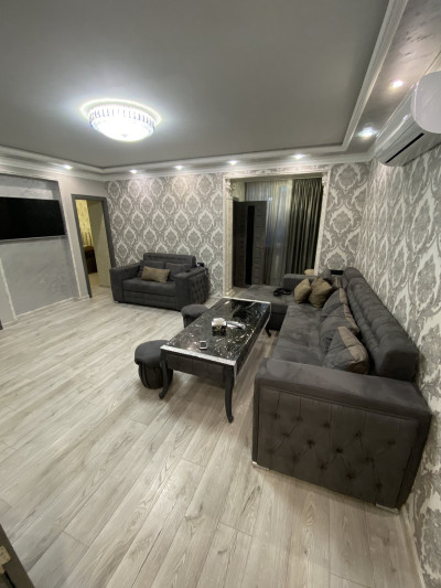 Code BA-4486. Apartment for sale