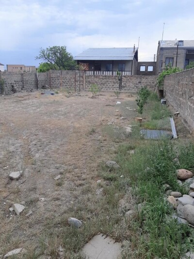 Կոդ HS-0894  Վաճառվում է տնամերձ հող