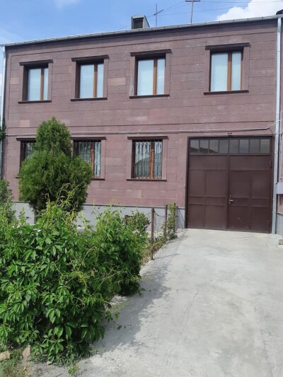 Կոդ AS-0339 Վաճառվում է նորակառույց առանձնատուն