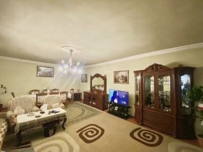 Կոդ AS-2221  Վաճառվում է առանձնատուն