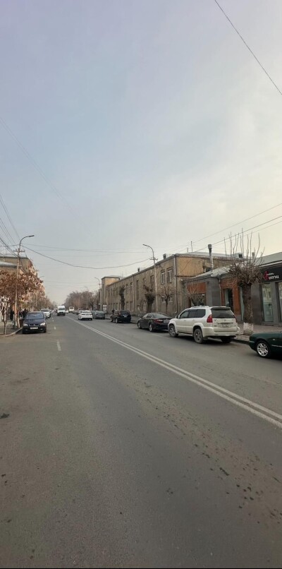 Կոդ KA-3799  Վաճառվում է կոմերցիոն տարածք