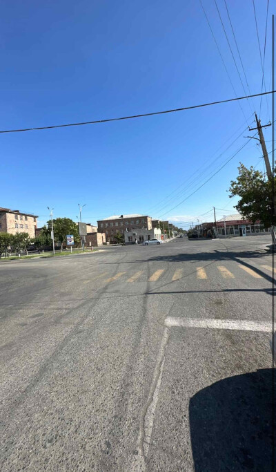 Կոդ KA-0660  Վաճառվում է կոմերցիոն տարածք