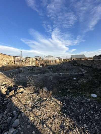 Կոդ HA-4141 Վաճառվում է տնամերձ հող