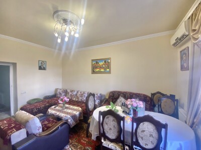 Կոդ BE-1320  Վաճառվում է բնակարան