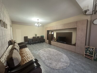 Կոդ BS-4044    Վաճառվում է բնակարան