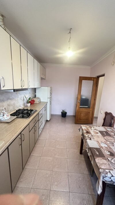 Կոդ AA-0738  Վաճառվում է առանձնատուն