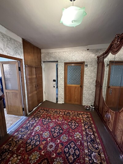 Կոդ BA-5285  Վաճառվում է բնակարան