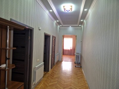 Կոդ AA-0888  Վաճառվում է առանձնատուն