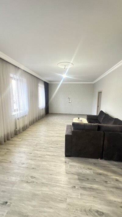 Կոդ AA-0099   Վաճառվում է առանձնատուն