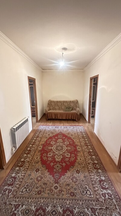 Կոդ AA-0738  Վաճառվում է առանձնատուն