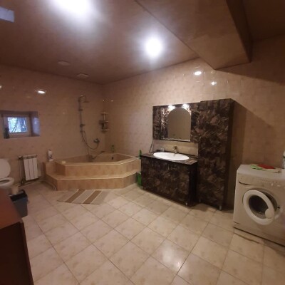 Կոդ AS-5601  Վաճառվում է  նորակառույց առանձնատուն + ՀՅՈՒՐԱՏՈՒՆ