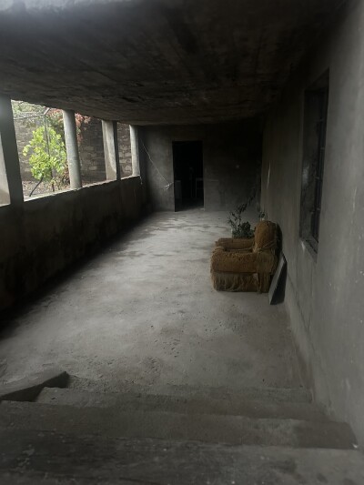 AA-1973  Վաճառվում է առանձնատուն