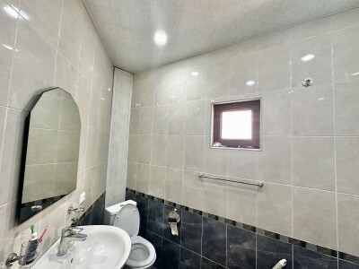 Կոդ AS-1033   Վաճառվում է երկհարկանի առանձնատուն