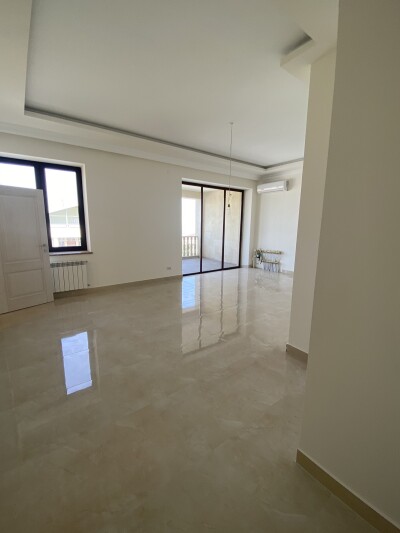 Կոդ AE-2737 Վաճառվում է  նորակառույց առանձնատուն