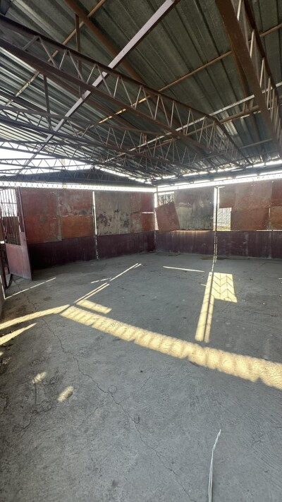 Կոդ AA-8822   Վաճառվում է երկհարկանի առանձնատուն