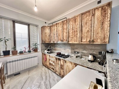 Կոդ AE-2024   Վաճառվում է առանձնատուն