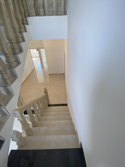 Կոդ AE-2737 Վաճառվում է  նորակառույց առանձնատուն