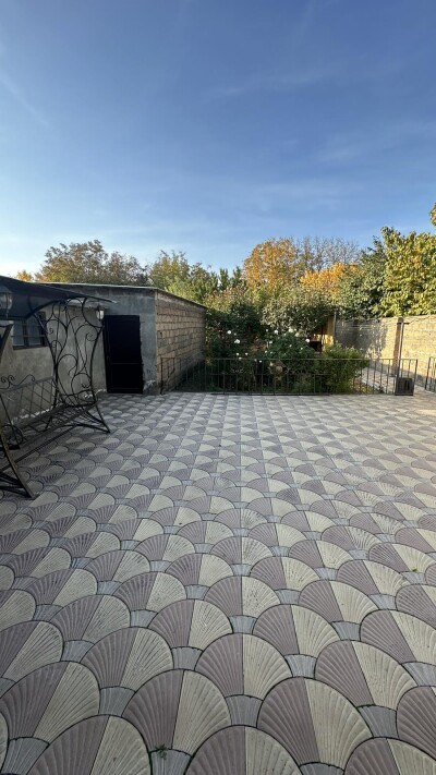 Կոդ AA-2266   Վաճառվում է առանձնատուն