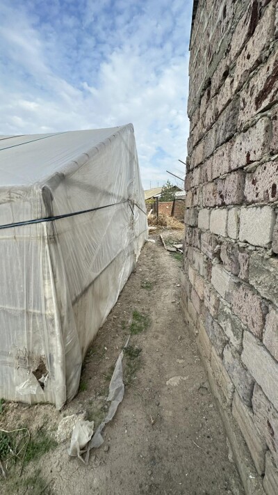 Կոդ HA-9002   Վաճառվում է տնամերձ հող