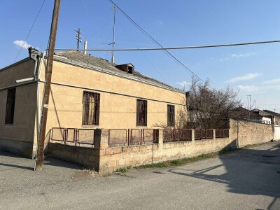 Կոդ A-7205   Վաճառվում է առանձնատուն