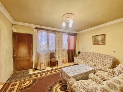 Կոդ AS-2221  Վաճառվում է առանձնատուն