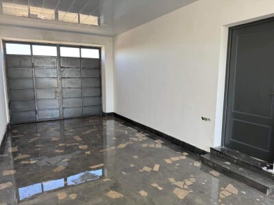 Կոդ AA-1077  Վաճառվում է առանձնատուն