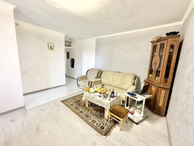 Կոդ BE-1222  Վաճառվում է բնակարան