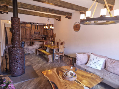 Code AA-6041 – House for sale