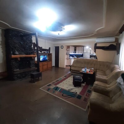 Կոդ AS-5601  Վաճառվում է  նորակառույց առանձնատուն + ՀՅՈՒՐԱՏՈՒՆ