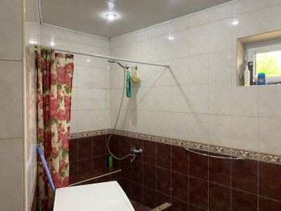 Code AA-0301. House for sale.