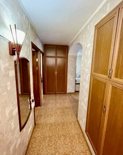 Կոդ BA-2707  Վաճառվում է բնակարան