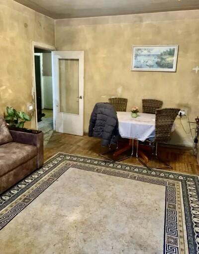 Կոդ BA-1709  Վաճառվում է բնակարան