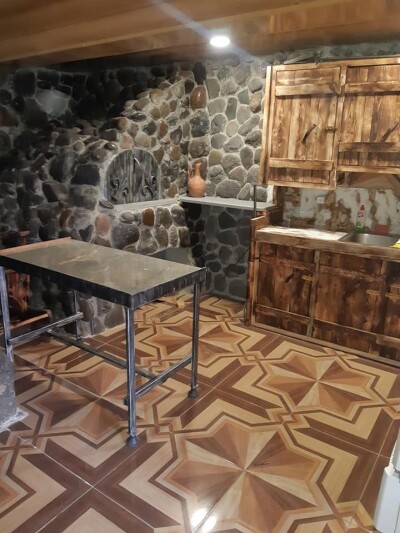 Կոդ KS-5603  Վաճառվում է ԳՈՐԾՈՂ ԲԻԶՆԵՍ (ՀՅՈՒՐԱՏՈՒՆ)