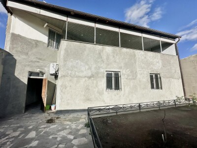 Կոդ AS-1033   Վաճառվում է երկհարկանի առանձնատուն