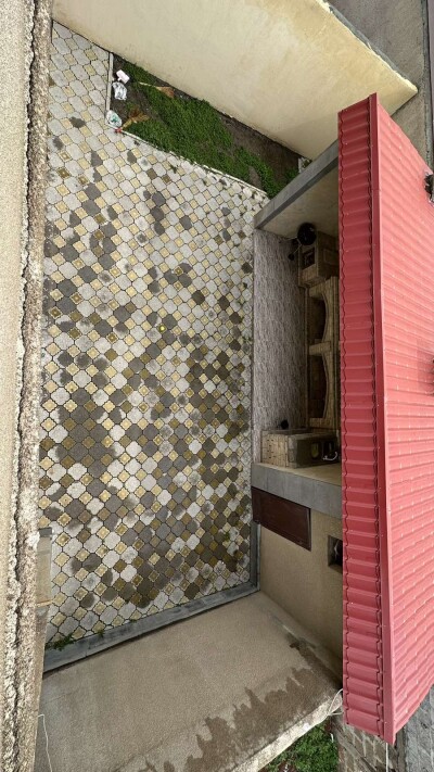 Կոդ AA-3535  Վաճառվում է երկհարկանի առանձնատուն