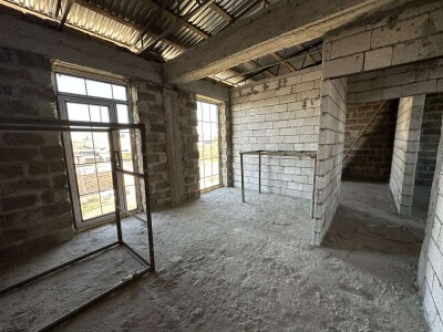 Կոդ AS-7782  Վաճառվում է երկհարկանի նորակառույց առանձնատուն