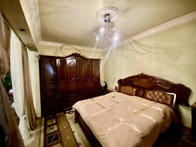 Կոդ AS-2221  Վաճառվում է առանձնատուն