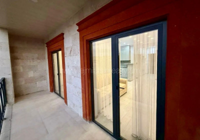 Code BA-7868 – Apartment for sale