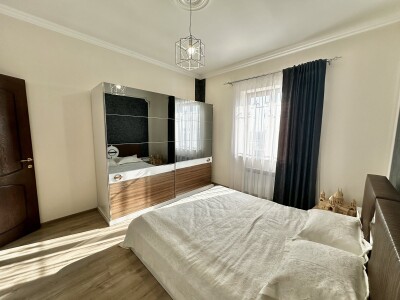 Code AS-2222 Two-story house for sale