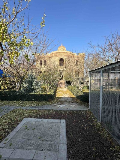 Կոդ AE-0700   Վաճառվում է առանձնատուն