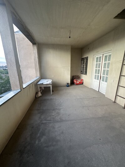 Կոդ AA-8402  Վաճառվում է առանձնատուն