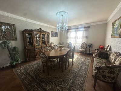 Կոդ BS-6122  Վաճառվում է բնակարան