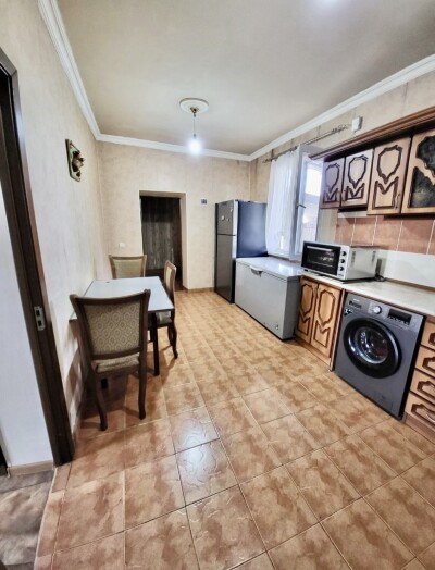 Կոդ AA-6452  Վաճառվում է առանձնատուն