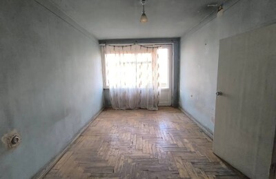 Կոդ BA-7616  Վաճառվում է բնակարան