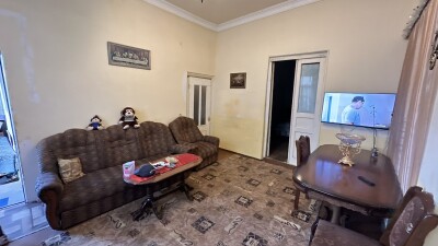 Կոդ AA-3735  Վաճառվում է առանձնատուն