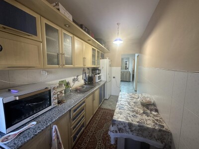 Կոդ BS-4044    Վաճառվում է բնակարան