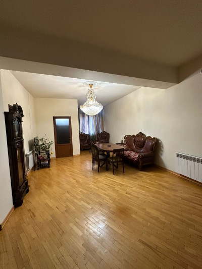 Code AS-8465 – House for sale