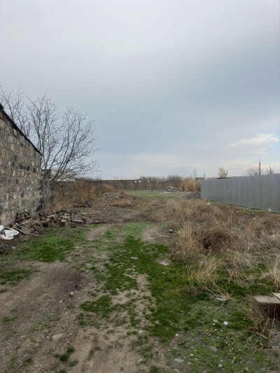 Կոդ HA-6353 Վաճառվում է տնամերձ հող