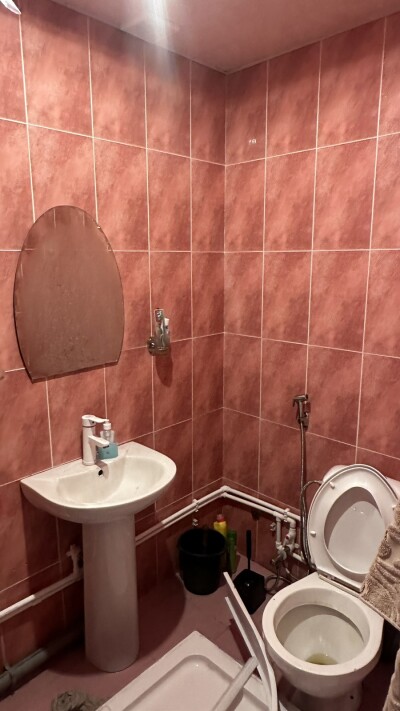 Կոդ AE-0682   Վաճառվում է առանձնատուն